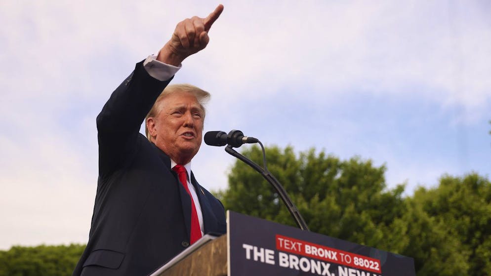USA 2024. Una folla di persone per Trump nel Bronx, che cerca i voti «black» e «latinos»