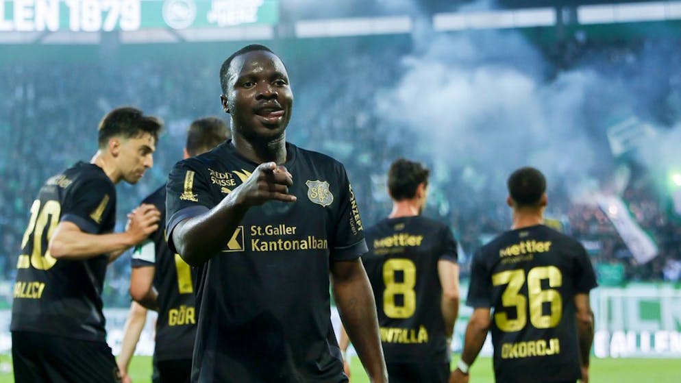 Chadrac Akolo schloss mit seinem 14. Saisontor zu Zan Celar und Kevin Carlos auf