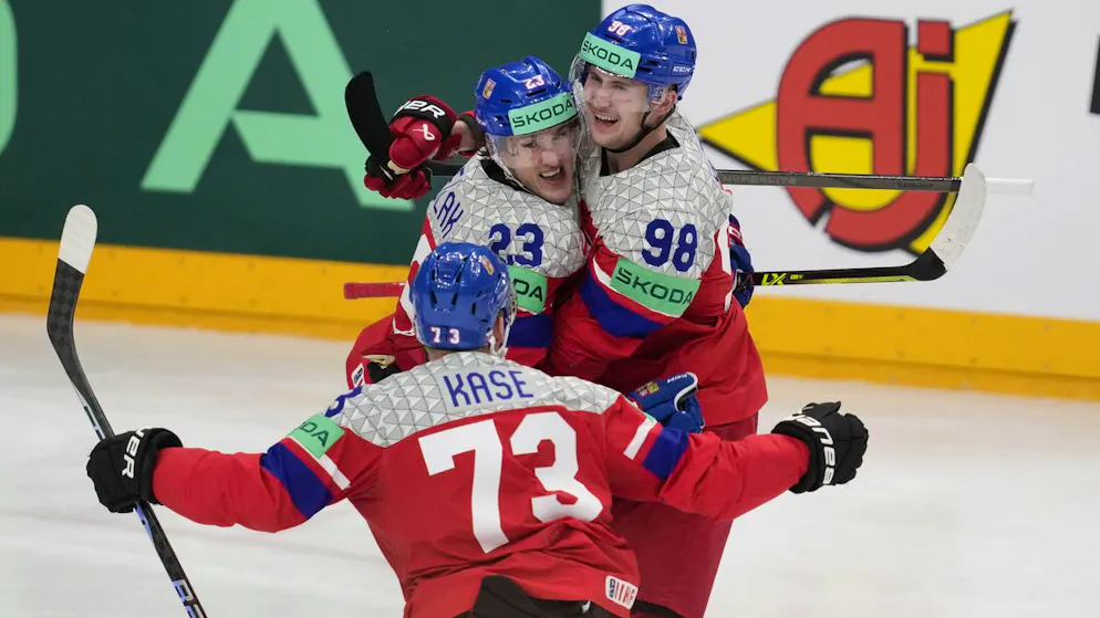 Gastgeber setzt sich durch. Tschechien demontiert Schweden und steht im WM-Final