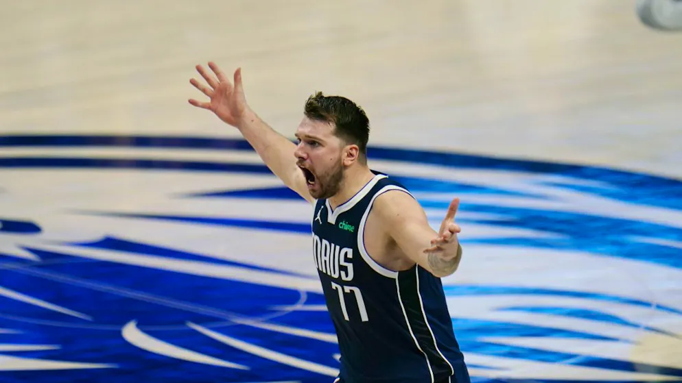Luka Doncic, der Guard der Dallas Mavericks, zeigt Emotionen.