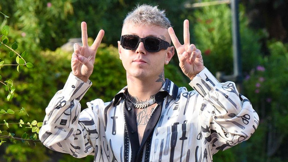 Lieto evento. Il rapper Lazza e l'influencer Greta Orsingher aspettano una femminuccia