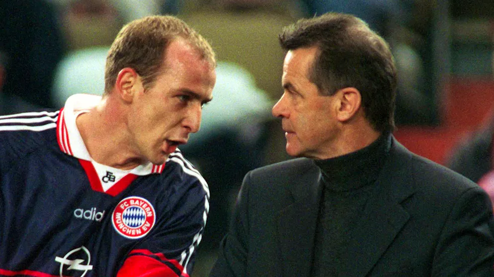 Mario Basler und die Hotel-Bar. Ottmar Hitzfeld packt verrückte Bier-Geschichte von einem seiner Ex-Spieler aus