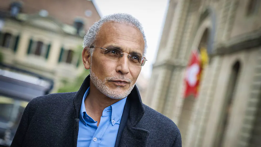 Der Genfer Islamwissenschaftler Tariq Ramadan vor dem Gerichtsgebäude in Genf.