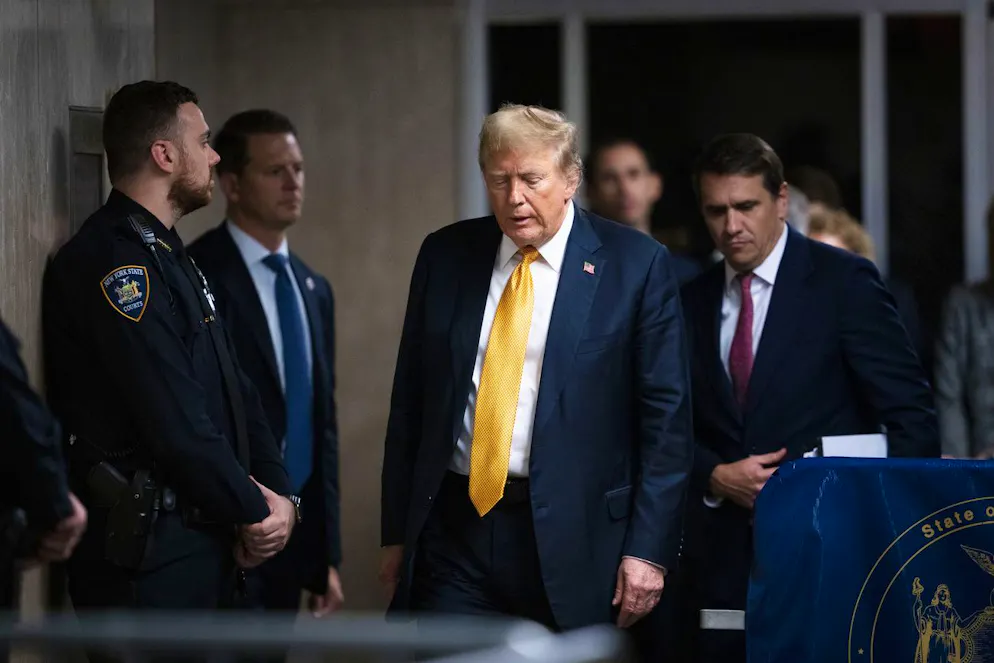 Im Prozess gegen Donald Trump haben Anklage und Verteidigung ihre Plädoyers gehalten: Nun berät die Geschworenen-Jury, ob der Ex-Präsident schuldig im Sinne der Anklage ist.