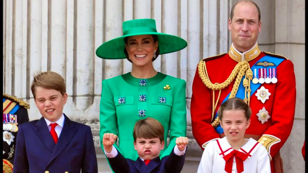 Sommersa dagli auguri. Kate sta meglio? Palazzo smorza gli entusiasmi, ecco perché