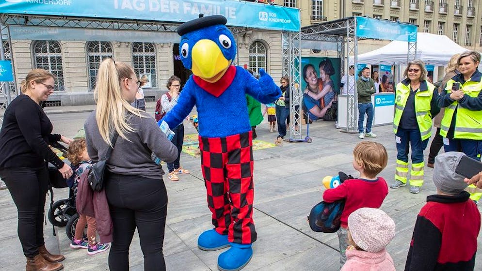 Don de portables. Fais une bonne action lors de la Journée de la famille