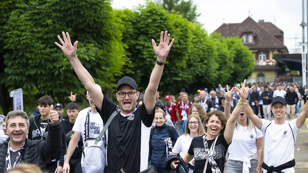 I cortei di tifosi non hanno in generale causato problemi.