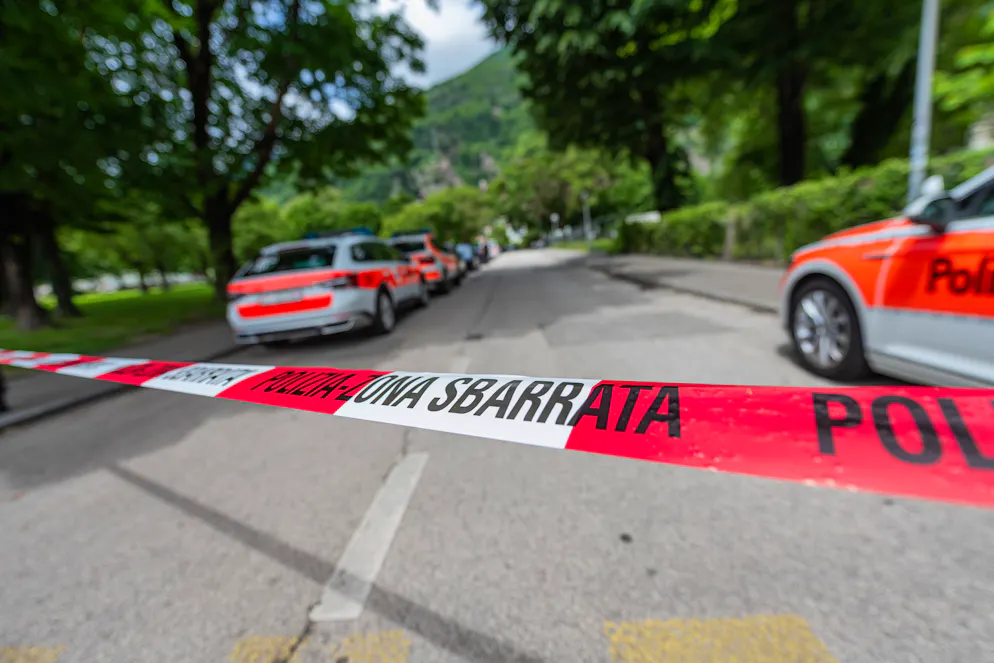 Allievo minaccia una docente alla Commercio di Bellinzona, scuola evacuata. Gli agenti sono accorsi sul posto dopo aver ricevuto una segnalazione.