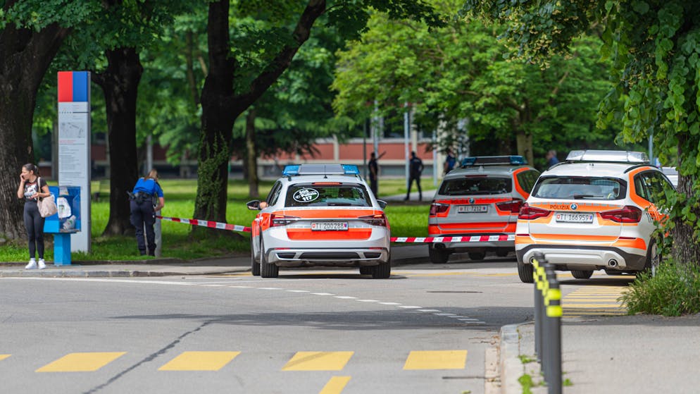 Forse aveva un'arma con sé. Allievo minaccia una docente alla Commercio di Bellinzona, scuola evacuata