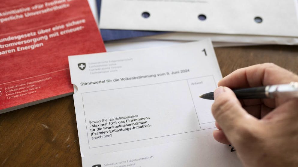 Abstimmungs-Ticker. Ja zum Stromgesetz +++ Nein zu den Krankenkassen-Initiativen +++ Röstigraben ist zurück