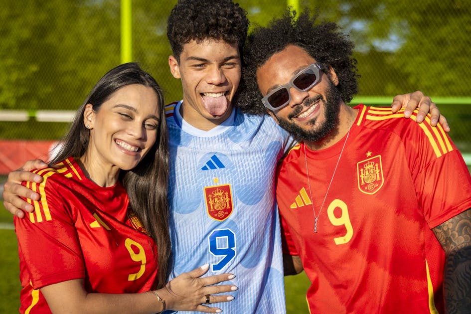 Cheering for a soccer star: That’s why the true icon Marcelo leads to the military