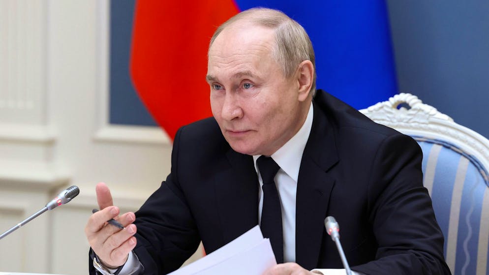 Stühlerücken in Moskau. Putin feuert vier stellvertretende Verteidigungsminister und setzt Verwandte ein