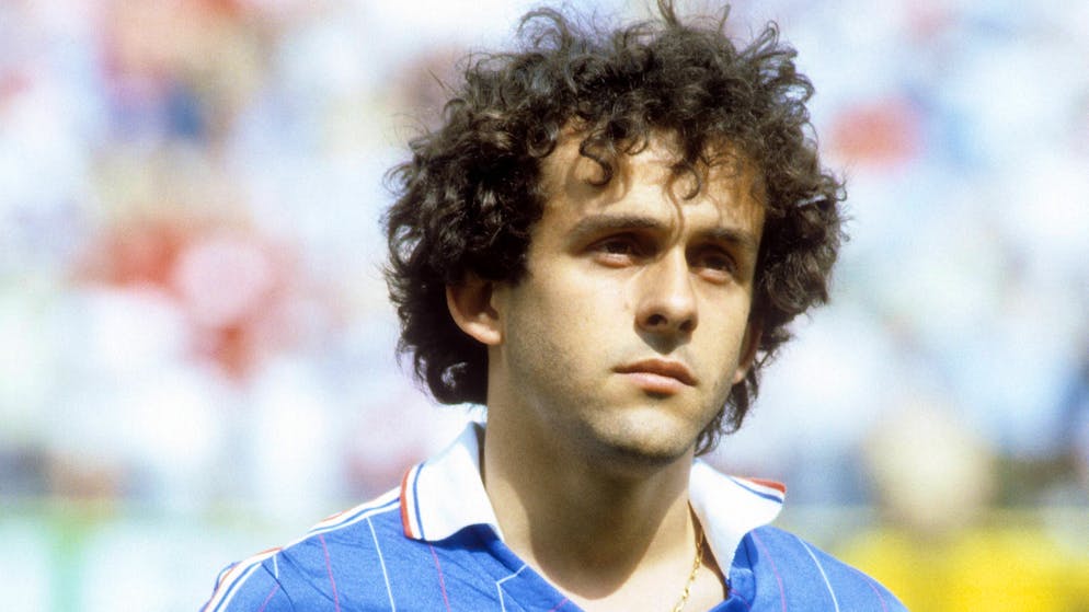 Un giovane Michel Platini.