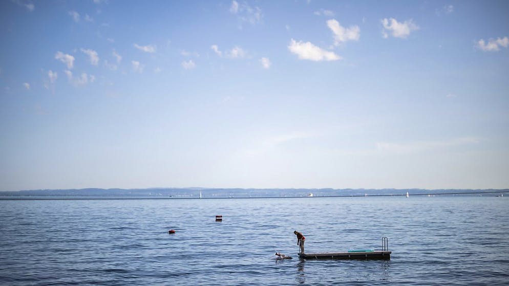 Deux Allemands à bord d'un bateau de plaisance se sont noyés dans la nuit de vendredi à samedi dans le lac de Constance. (illustration)