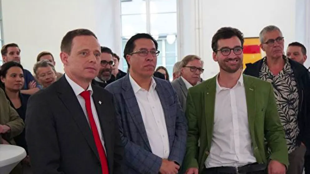 Il nuovo Municipio di Coira: Patrik Degiacomi (PS), Hans Martin Meuli (PLR) e Simon Gredig (Verdi). (da sinistra)