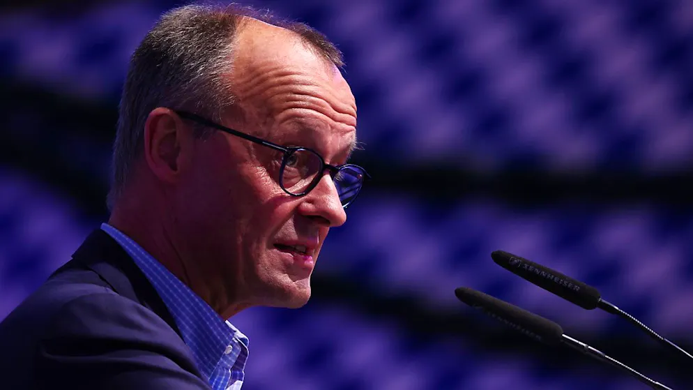 Germania. Merz: «Non escludo elezioni anticipate ma decide Scholz»