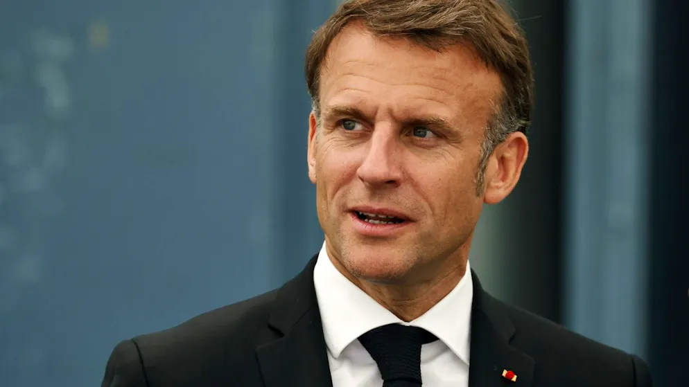 Terremoto in Francia. Macron sfida le destre, Le Pen candida Bardella