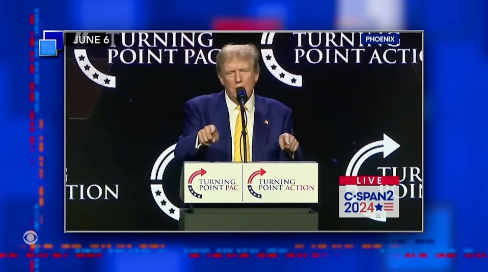 Trump zeigt auf die «wunderschönen Kinder» in der Kirche, vor denen er das Wort S******* in den Mund nimmt, aber es aus Rücksicht nicht sagt. Irgendwie.