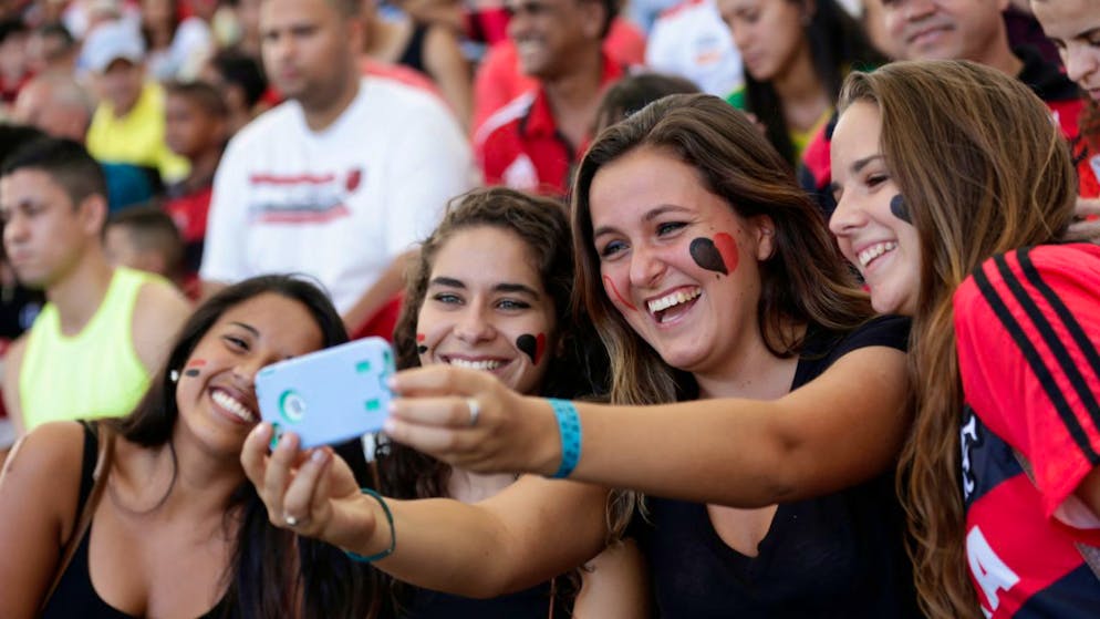 I brasiliani devono fare i conti spesso con i ladri di telefonini.