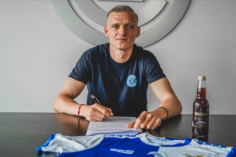 Il momento della firma