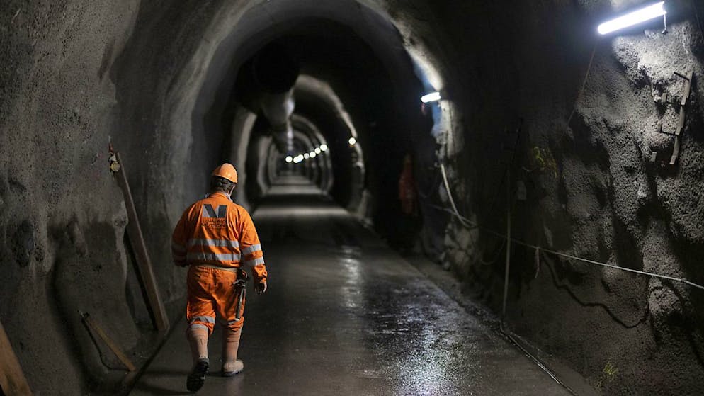 Iniziati i lavori per la realizzazione del cunicolo di drenaggio di 2,3 chilometri sotto il villaggio di Brienz/Brinzauls.