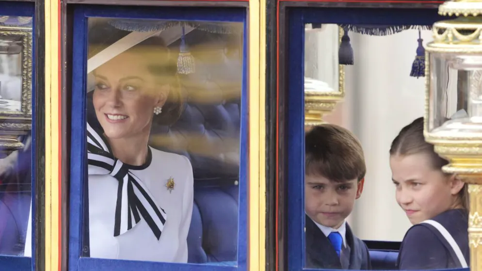 La principessa Kate riappare in pubblico alla «Trooping the Colour». Anche la principessa del Galles era presente alla parata «Trooping the Colour».