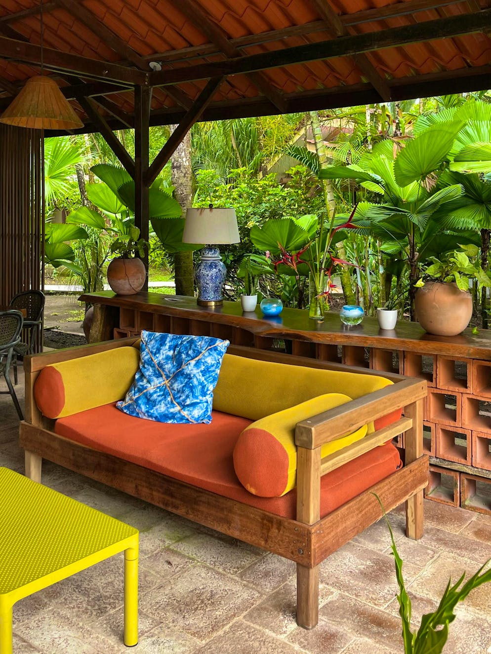 Costa Rica: il Parco nazionale del Tortuguero. Gli interni incantevoli invitano a soffermarsi.