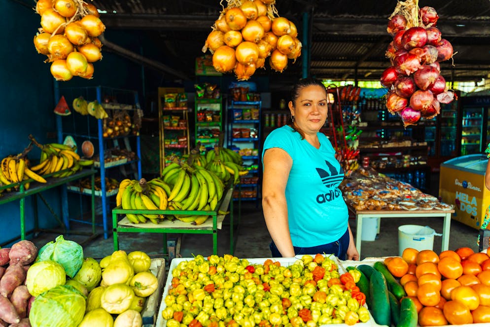 Costa Rica: paradiso della frutta esotica. La scelta di frutta in Costa Rica è enorme. I nomi esotici fanno battere il cuore degli amanti della frutta.