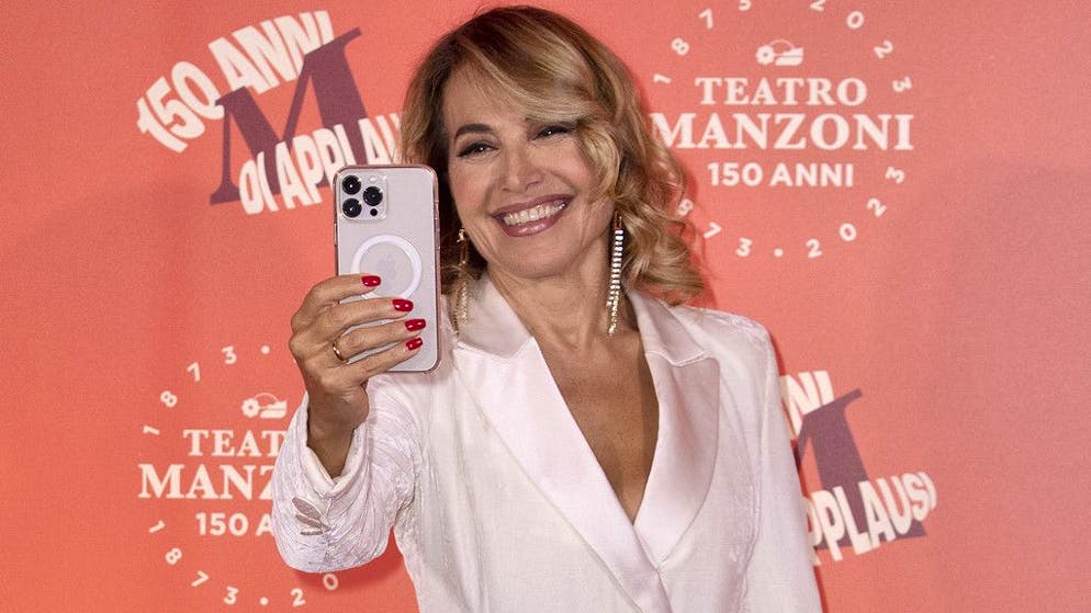 Dopo la pausa forzata. Barbara D'Urso torna in TV con un nuovo programma, ecco dove