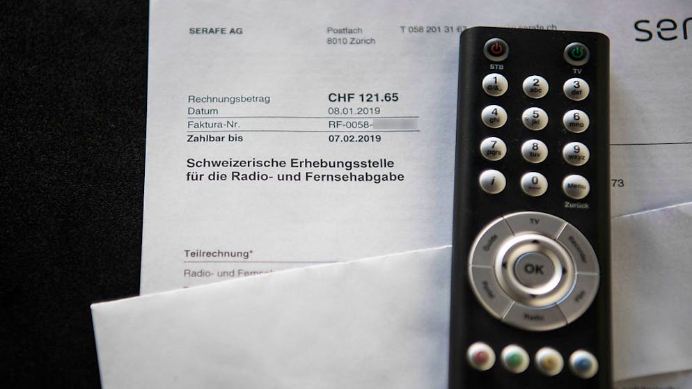 Svizzera. Dal Governo «no» al canone radio-TV a 200 franchi, «sì» a una riduzione