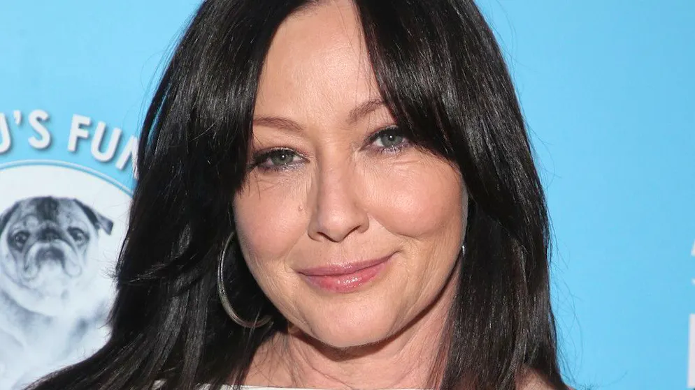 Entrate in caduta libera. Shannen Doherty spara a zero sull'ex: «Spera che non sopravviva fino al divorzio»