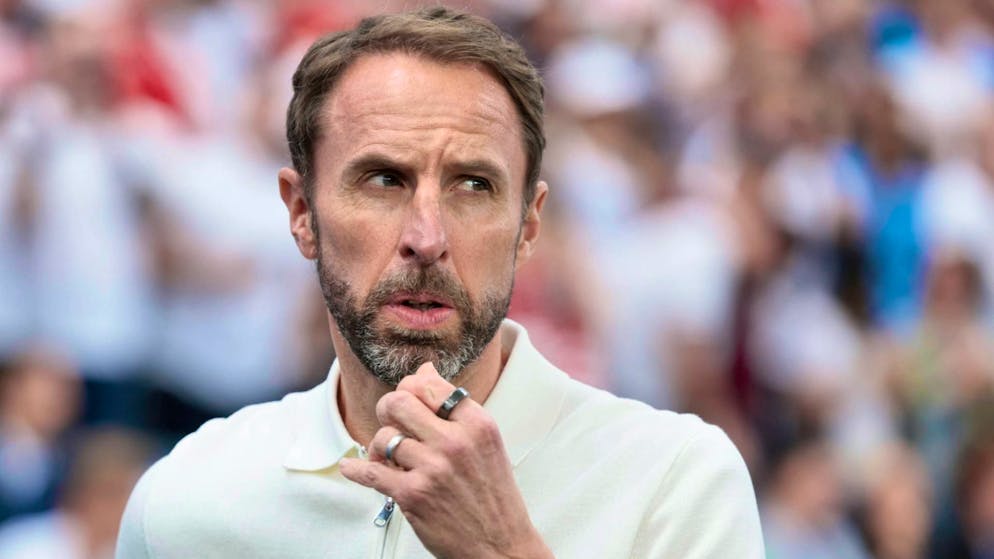 England coach Gareth Southgate is criticized for his defensive style of play.