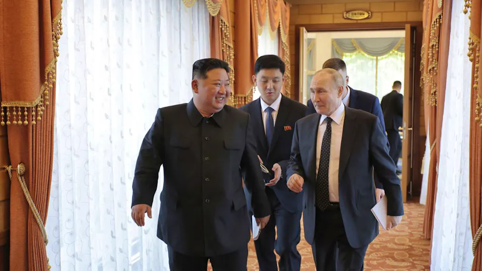 Vladimir Putin ha affermato che Mosca non esclude una revisione della sua dottrina nucleare.