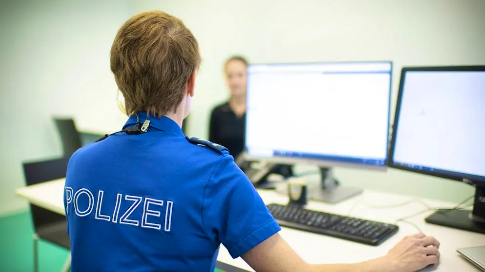 Certain reports require an interview with a police officer. In such cases, it is not possible to file a report via the online platform "Suisse ePolice". (symbolic image)
