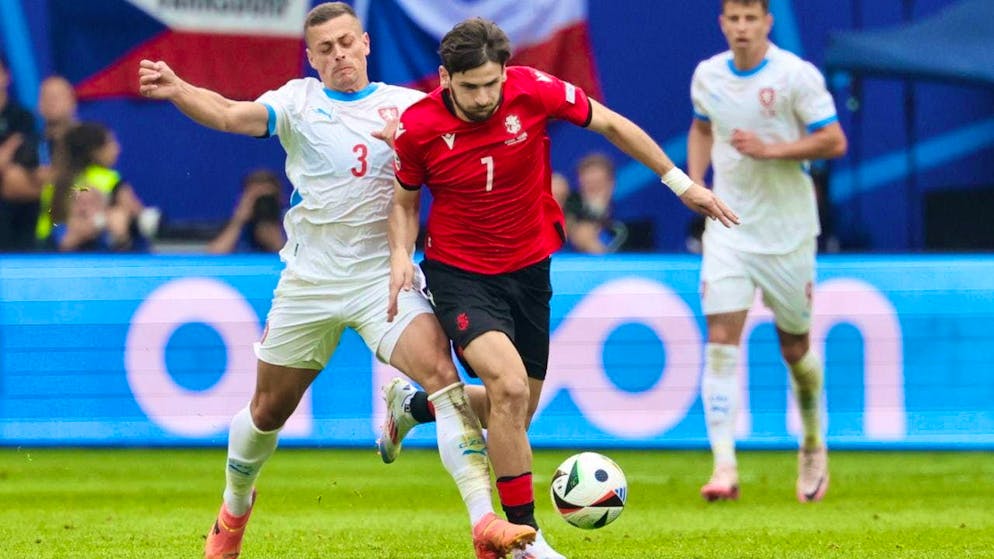 Georgia with superstar Khvicha Kvaratskhelia (right) got their first point at a European Championship against the Czech Republic