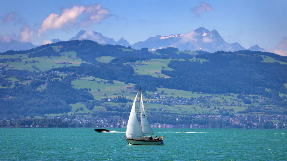 Missing without a trace since Friday. Police search for missing boater on Lake Constance