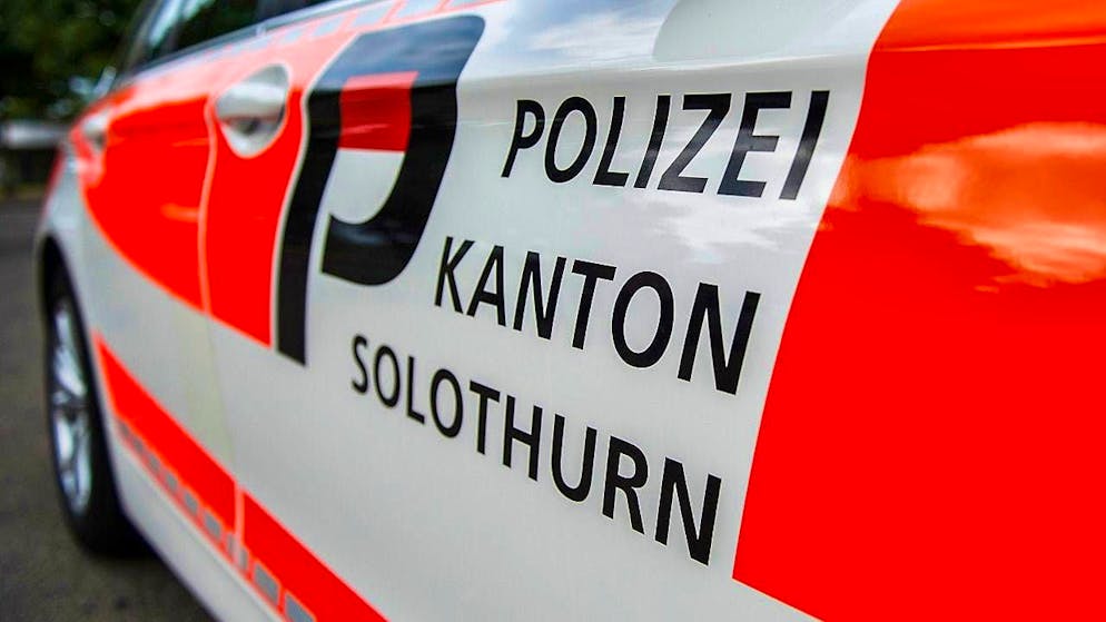 A man was found dead in an apartment in Derendingen on Monday morning.