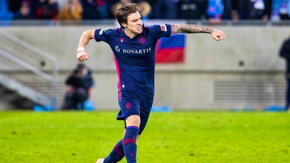 Riccardo Calafiori played for FC Basel last season.