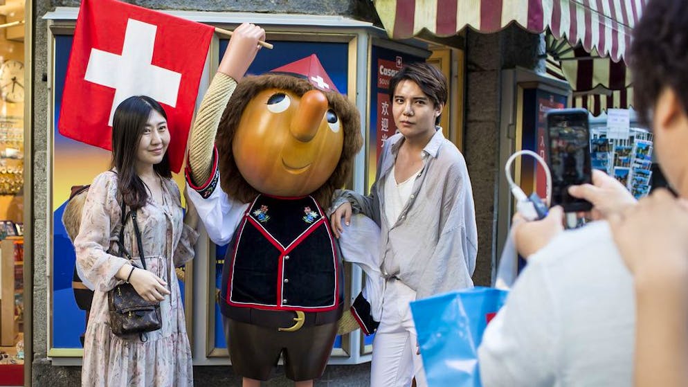 6 Ideen gegen Overtourism. Touristen, vergesst Luzern! Hausen am Albis ist auch schön