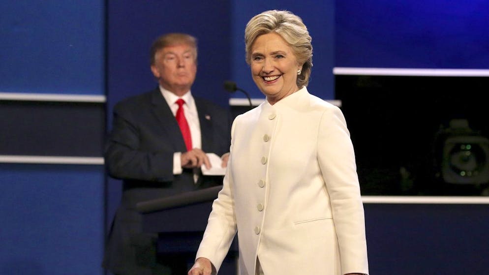 Clinton über Debatten-Stil vor TV-Duell. «Trump fängt mit Unsinn an und schweift dann ins Geschwätz ab»