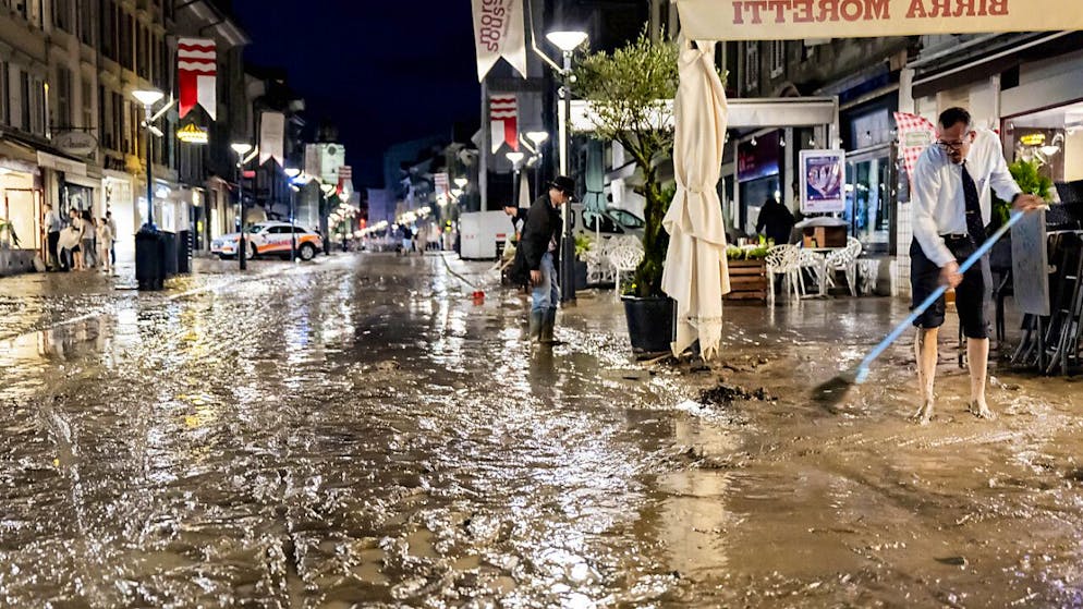 Forti temporali a Morges martedì 25 giugno 2024. La città di Morges ha subito impressionanti inondazioni; si segnalano danni ma nessun ferito.