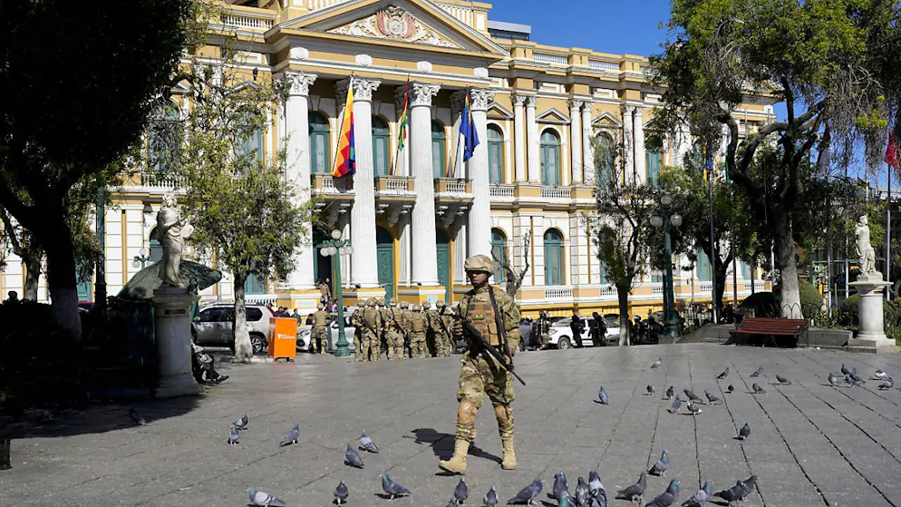 Bolivia. Il presidente Arce: «Movimenti non autorizzati di truppe dell'esercito a La Paz»