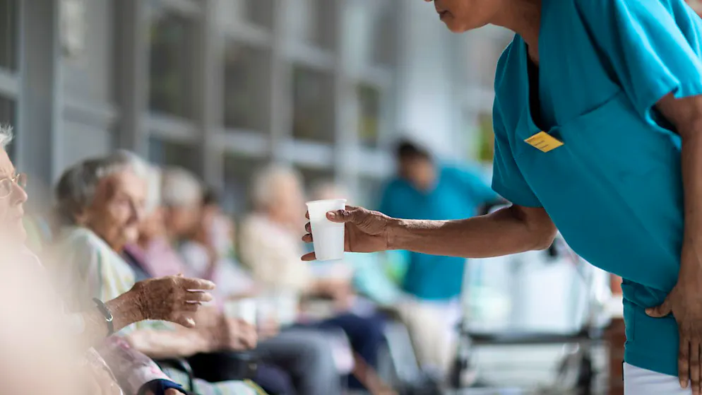 Die Pflege-Initiative verlangt die Förderung der Ausbildung im Bereich Pflege. (Archivbild)