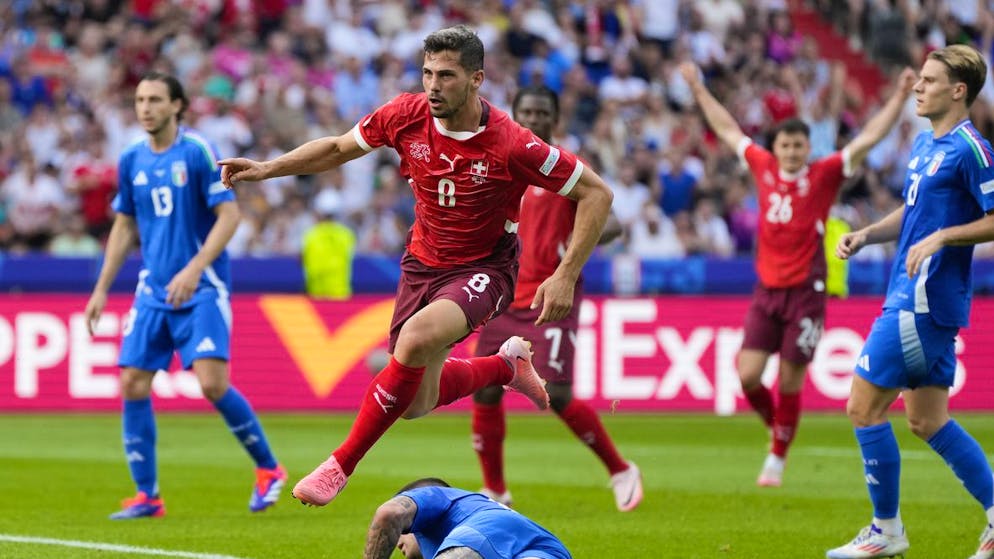 La stampa su Svizzera-Italia. «L'Italia perde la faccia» - «La Svizzera abbatte i campioni» - «La vita è bella»