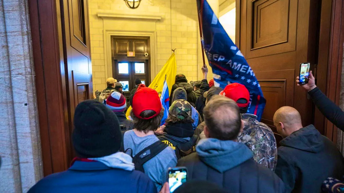 Good news for Trump. Supreme Court complicates charges against Capitol striker