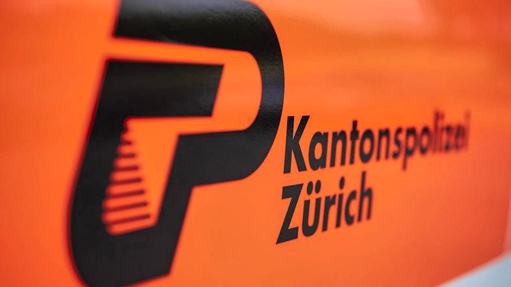 The fire investigation service of the Zurich cantonal police is investigating the cause of the fire. (symbolic image)