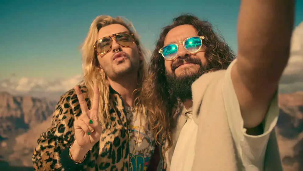 Pompöse Show fast ohne Heidi Klum: Bill und Tom Kaulitz in ihrer Netflix-Serie.