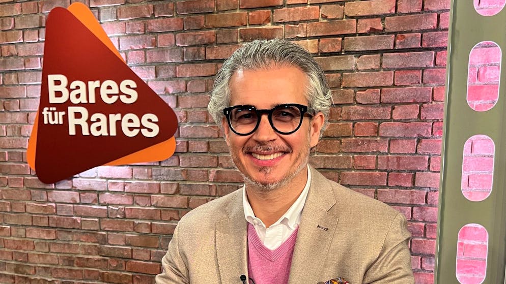 Vom Dschungel zur Trödelshow. Anaisio Guedes feiert TV-Premiere bei «Bares für Rares»