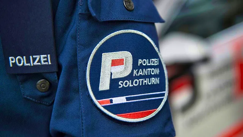 Following a robbery of a man in Oensingen SO, the Solothurn cantonal police are looking for two younger perpetrators. (symbolic picture)