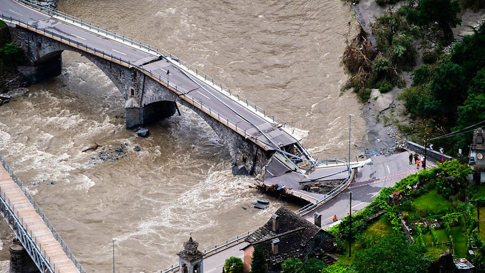 Nach einem heftigen Unwetter vom Wochenende sind Teile des oberen Maggiatals ohne Strom, Wasser und Trinkwasser.